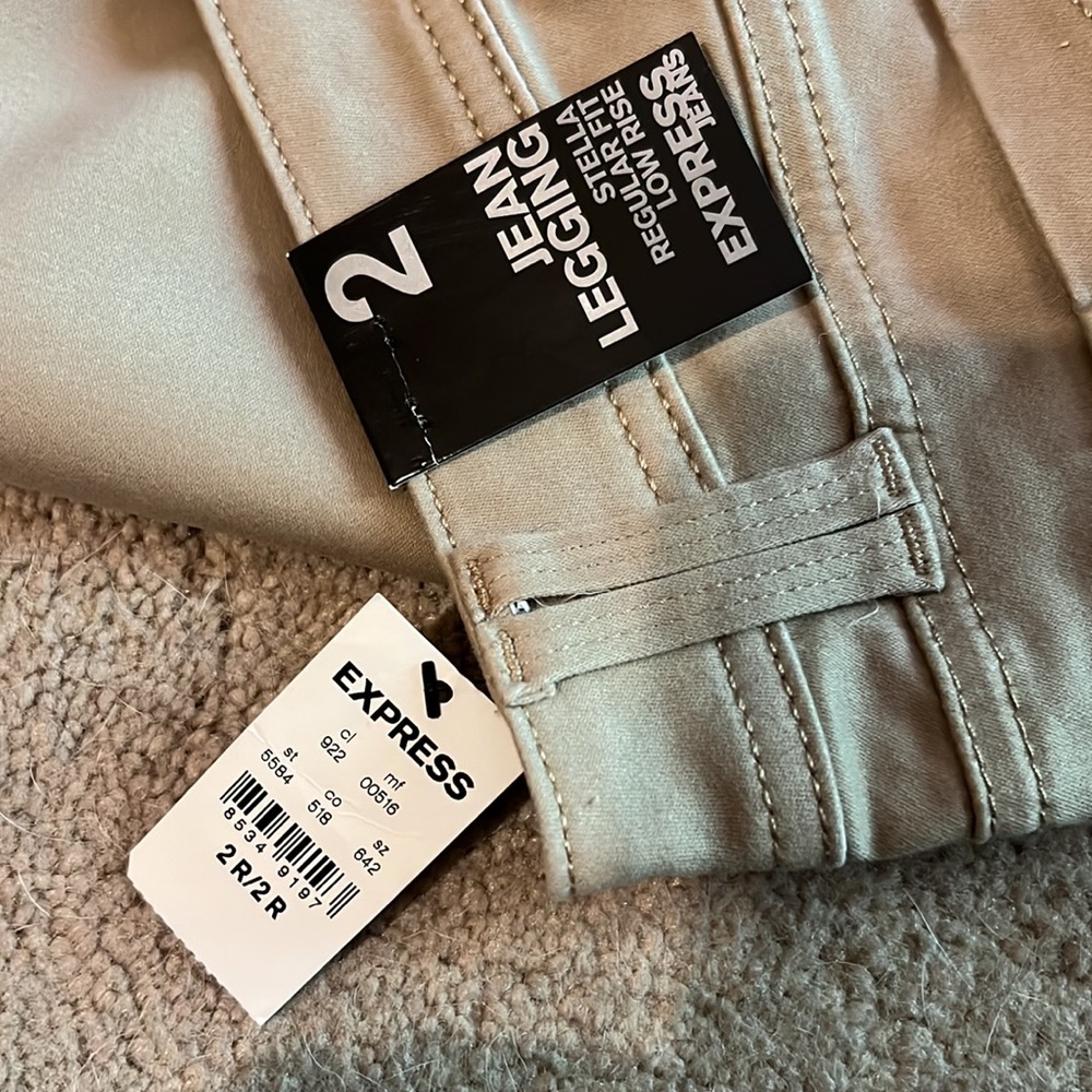 Express pants - Picture 3 of 3